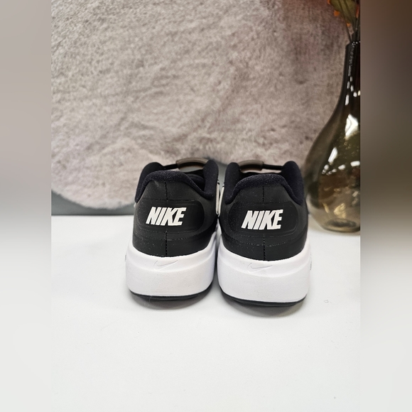 Women's React Ace Tour - Picture 2 of 8